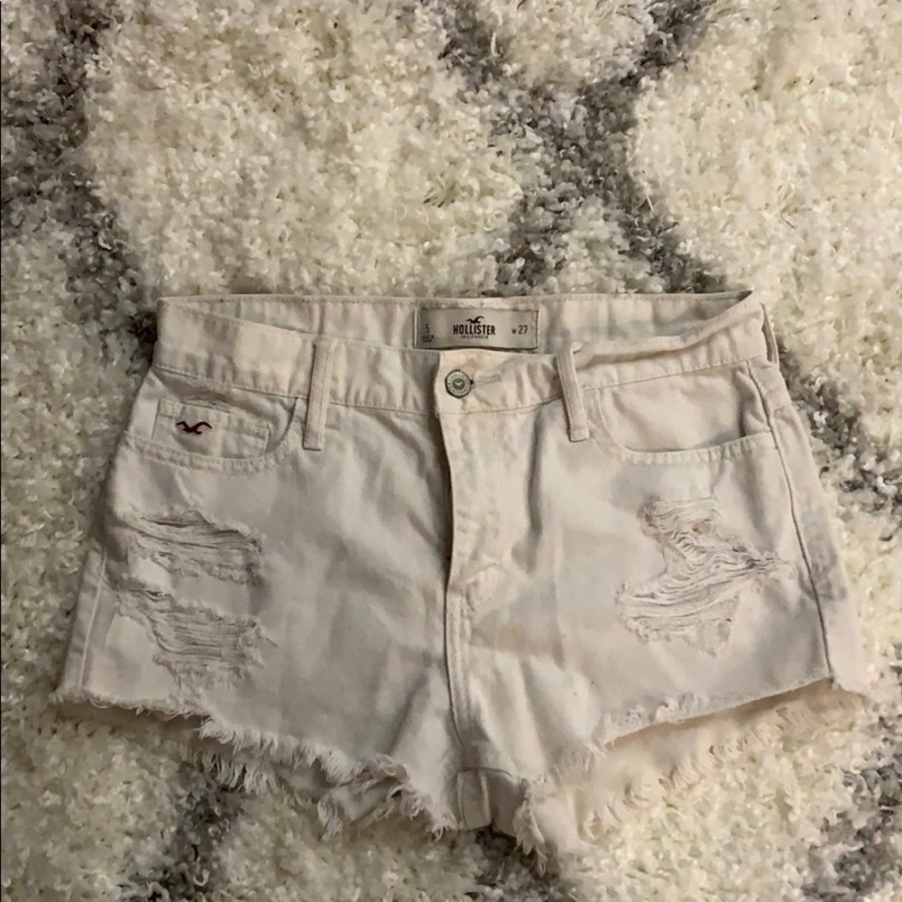 white high waisted shorts